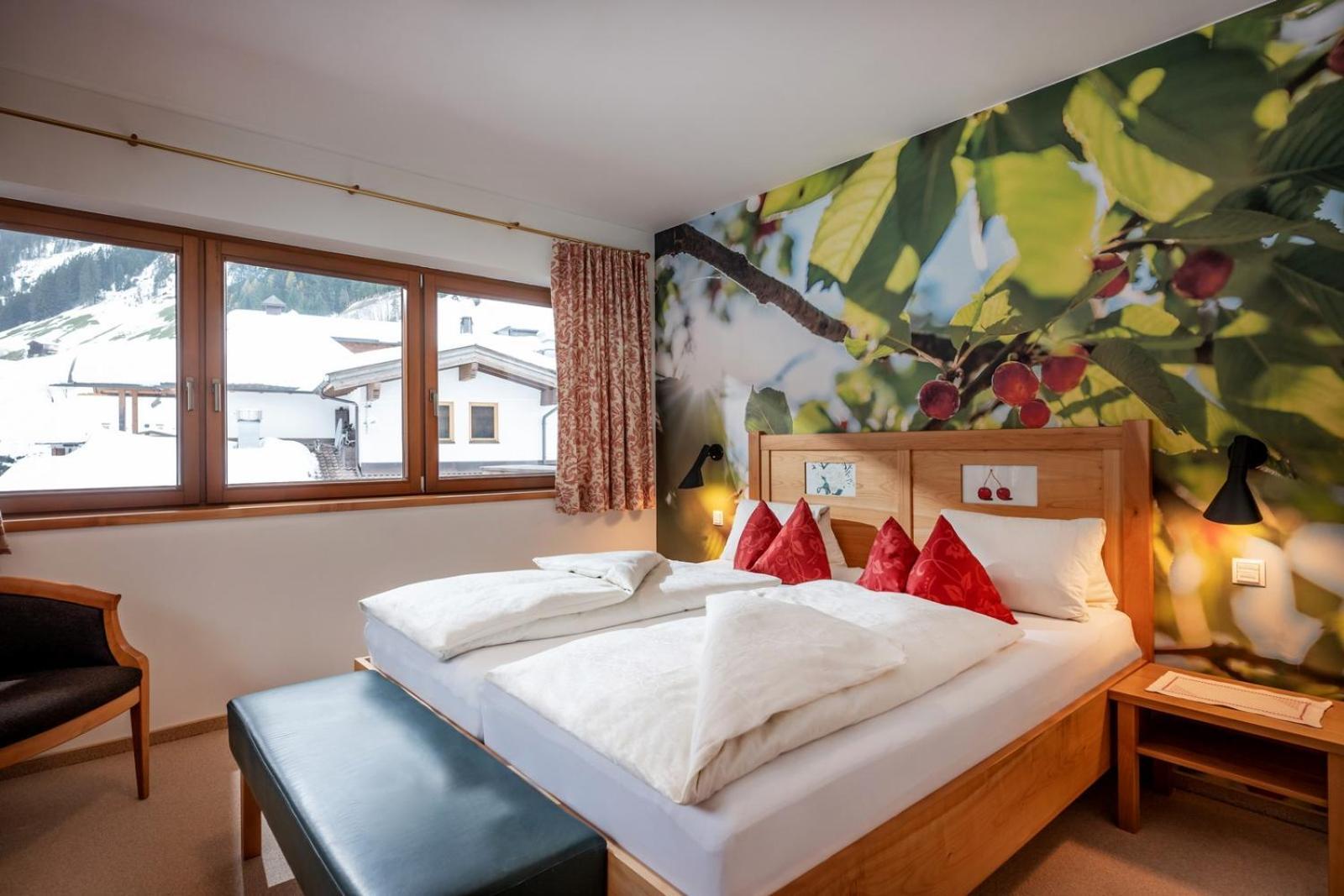 Natur- & Wanderhotel Tuxertal Esterno foto