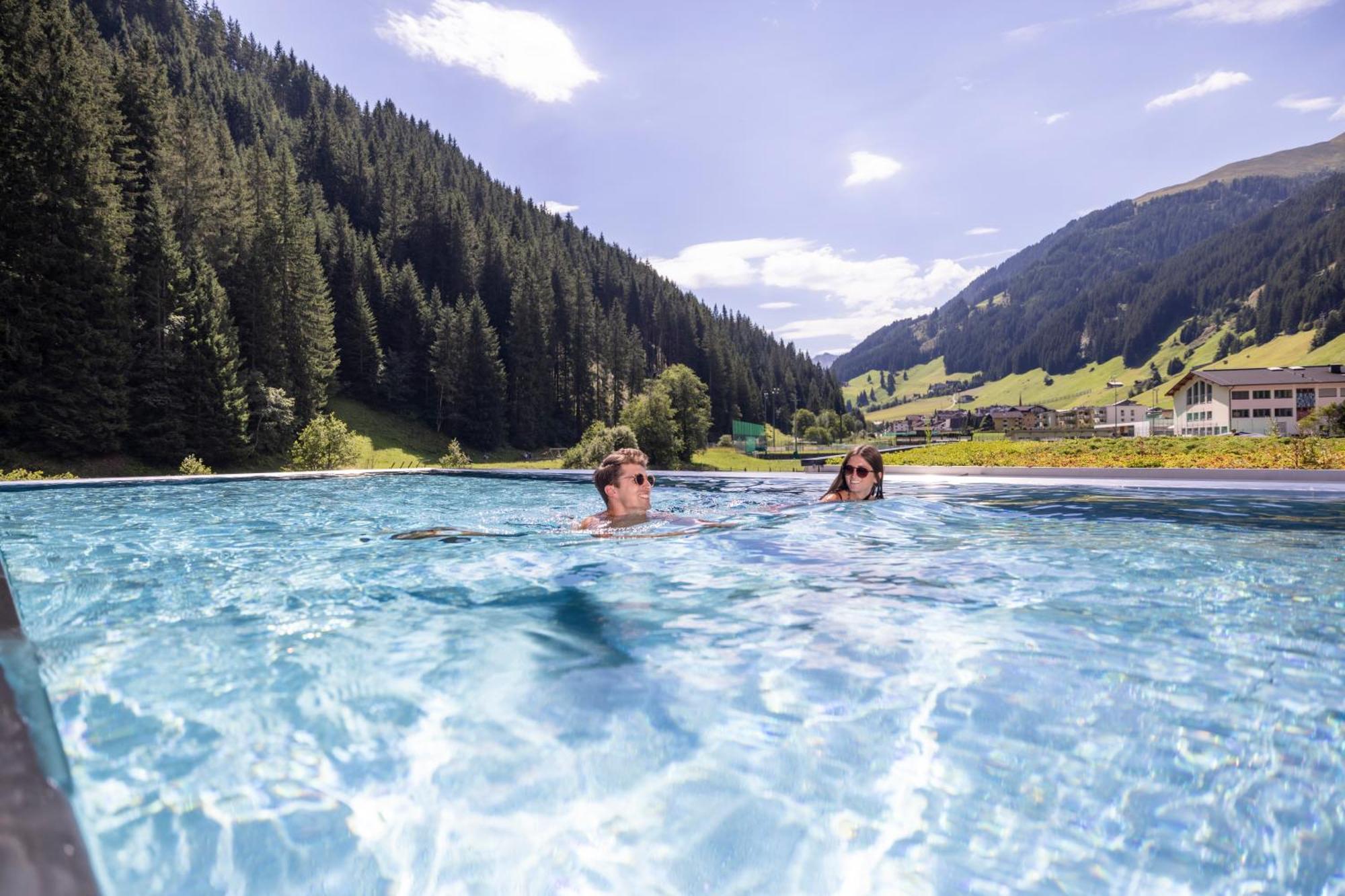 Natur- & Wanderhotel Tuxertal Esterno foto