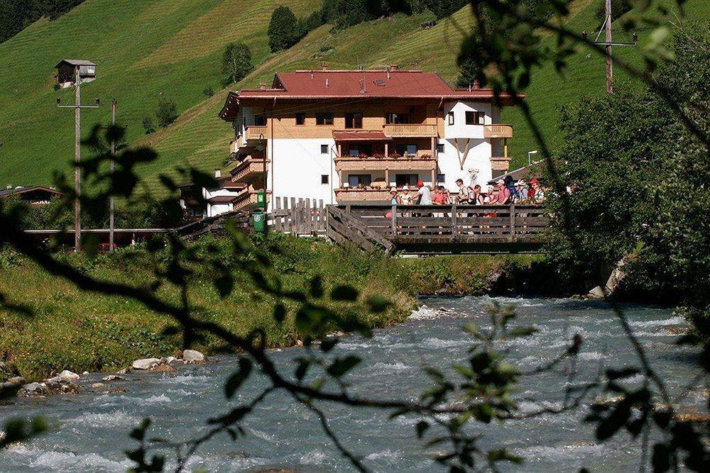 Natur- & Wanderhotel Tuxertal Esterno foto