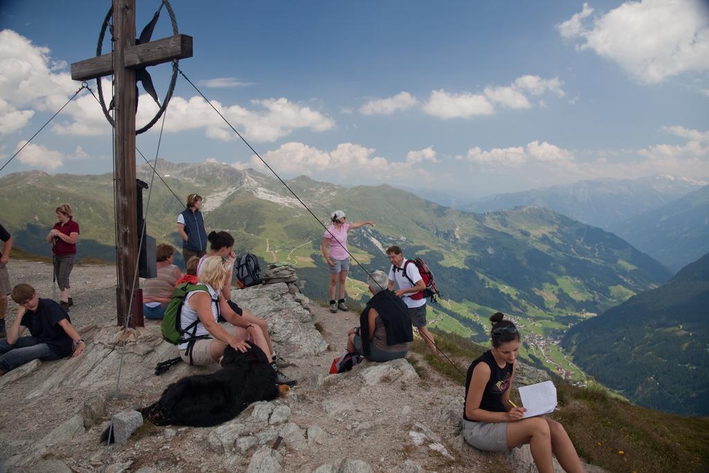Natur- & Wanderhotel Tuxertal Esterno foto